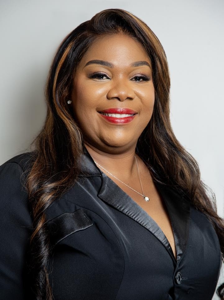 Madame la Directrice